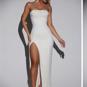 Elegant White Strapless Evening Dress